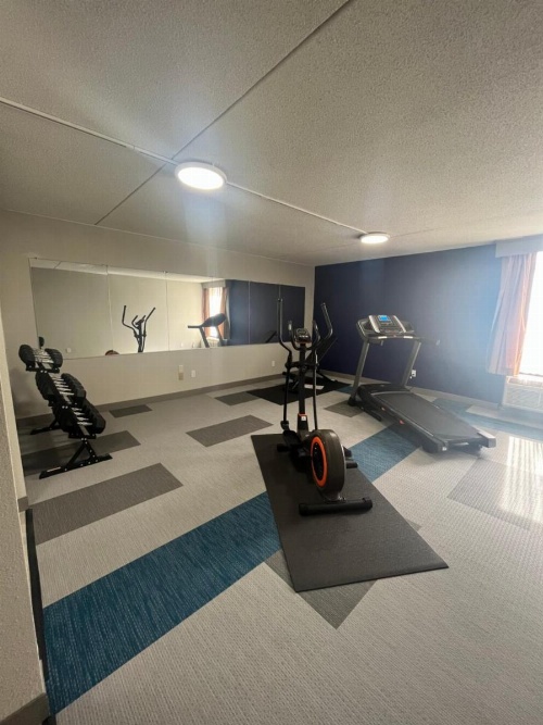 Comfort Inn & Suites image 21